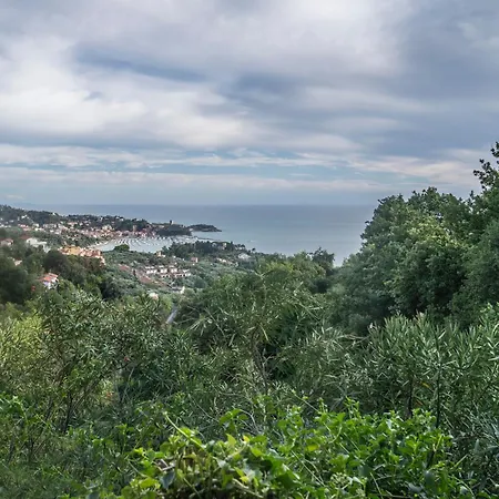 Lerici, Vista Panoramica Sul Golfo Dei Poeti Casa Carmen Appartement Lerici